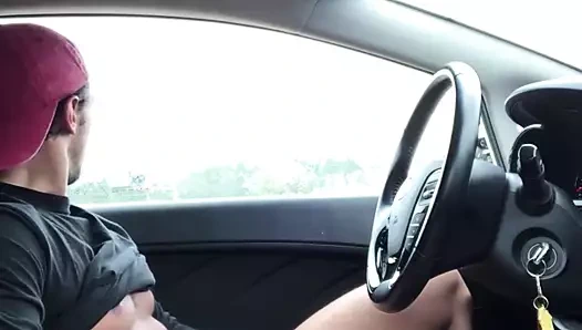 Muscle iri parça araba bate ve boşalmak