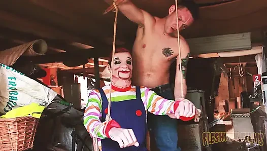 Yaşayan bir bebeği siktim