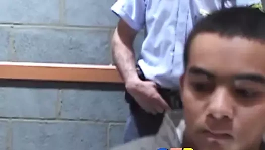 Seksi iri parça david contreras küçük bir hapishane kaltak olmayı seviyor