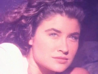 Aşkın gücü - eski 80'lerin erotik müzik videosu