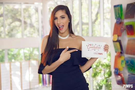 Tüm doğal güzellikleri ile özel bir röportaj gianna dior