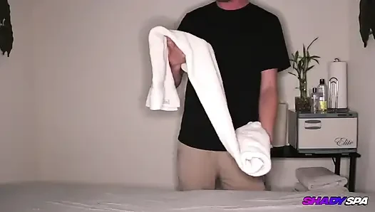 Shadyspa - Ainsley ve Kiki çifte elle muamele