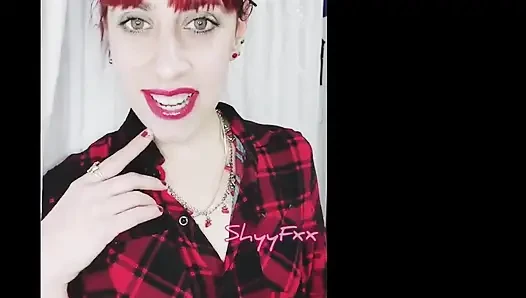 Shyyfxx underdanig hayranı beder hendes idol om en beskidt slimet pik, der suger joi