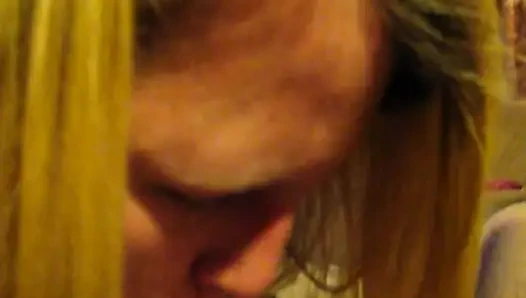 Karım benimle ilgileniyor