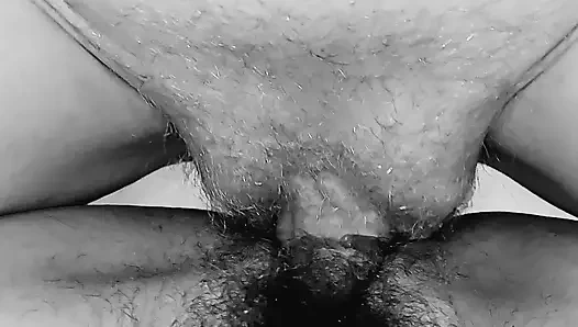 Ev yapımı seks videosu - ateşli amatör anne ıslak kıllı kelebek amından sikiliyor