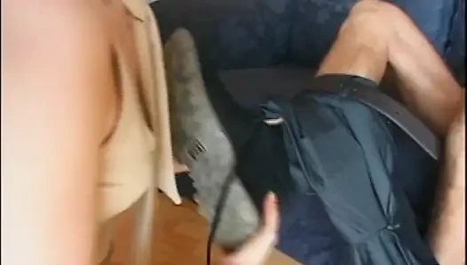 Büyük Sert Yaraklı Adamla Seks Yapmak Tatmin Oluyorlar