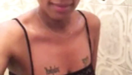 Afrika bombaclat işeme