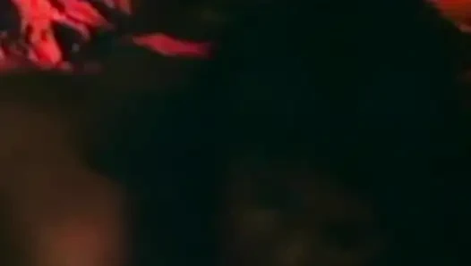 Yanan sarışın ateş tutkusu