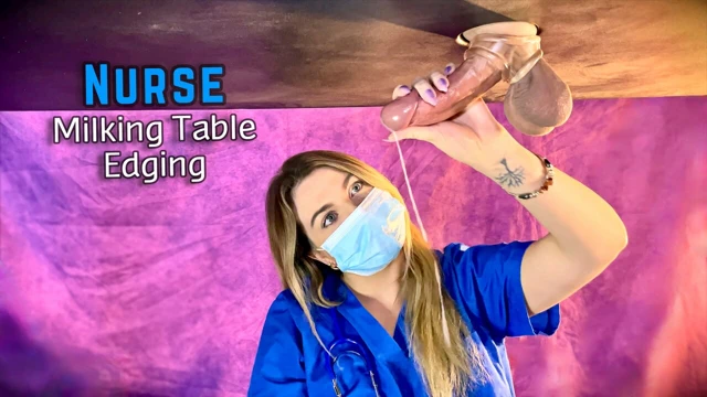 Ateşli sarışın hemşire sağım masasında büyük yarağı ve taşakları boşaltıyor