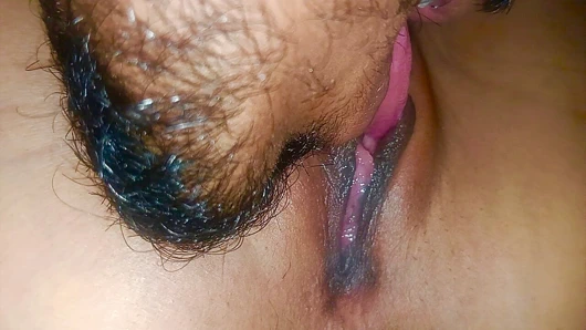 Evet! Lütfen amcık yalayan üvey erkek kardeş ve krem yiyor