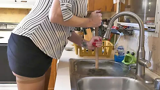 Öğretmenin evcil hayvanı - tesisatçı