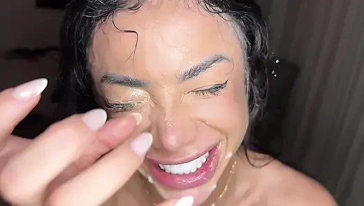 ÜCRETSIZ TAM VIDEO! Azgın Brezilyalı filoufitt'in büyük yarağının amını ve boğazını sikiyor - jully de queiroz