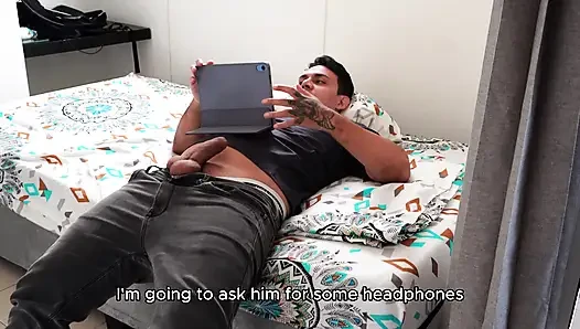 Stepsister, let's not watch porn videos, just let yourself get fucked in that huge ass. latina, 18 years old.