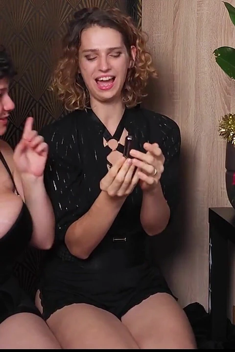 Sextoy macera takvim günü 1: melodi ve nohya ile 24 günlük zevk günü