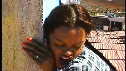 minyon siyah alır fucked içinde ona karanlık delik