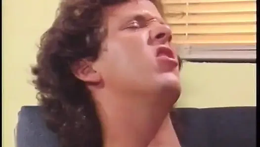 Çok seksi sekreter amcığını ofiste sikiyor