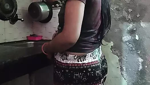 BHABHI KO CHODA SEXY VIDEO ON HOLI