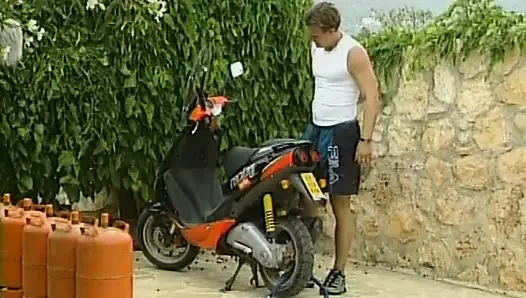 Dışarıda sevişmek en iyisidir