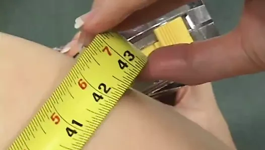 Azgın sarışın ile inanılmaz göt verir adam kafa üzerinde the kanepe sonra sikikleri