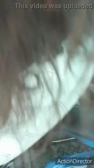 Saree'de yakın çekim gaand.... mast badi gaand trende