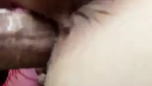 Yaşlı sürtük fışkırtıyor