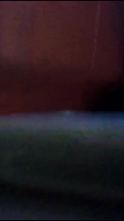 Волнующий момент из "Индийская жена и романтика Муженда"