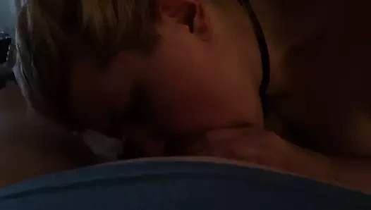 sarışın emme benim horoz