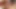 Mavi kot pantolonlu kısa saçlı ladyboy küçük horozunu ortaya çıkarıyor