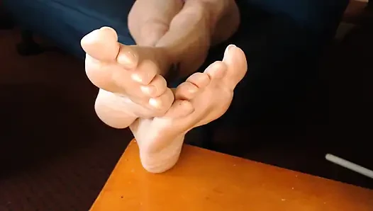 Matyre tabanları uzun doğal tırnaklar
