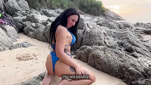 Naive MILF on Vacation Falls for Fake Photoshoot: Sucks Big Dick and Gets Creampie in Pussy!. Full video