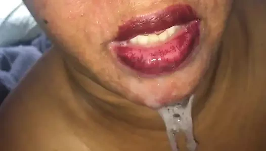 gicler dans la bouche d une pute black