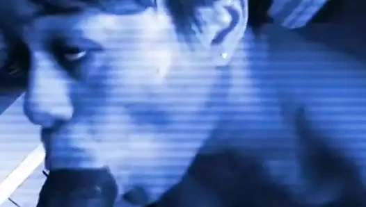 Gece geç saatlerde yarak emiyor