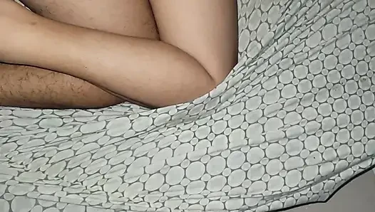 SERT SIKIŞIRKEN KALTAĞıMı TOKATLıYORUM VE ALDATAN AMıNıN IÇINE BOŞALıYORUM
