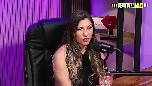 Latin ateşli Alexia Dhein ile podcast