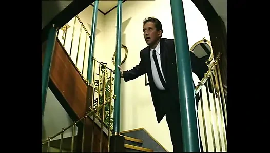 Olga Lovi kulüpte sikilmek istiyor