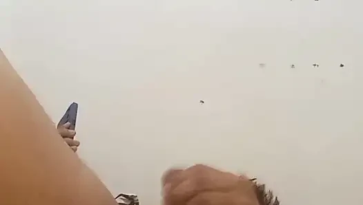 Üvey babasının iş arkadaşı evimizde mastürbasyon yapıyor