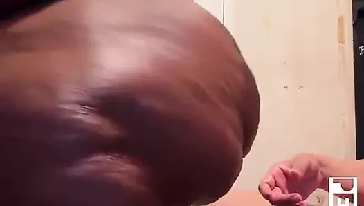 Juicy Booty