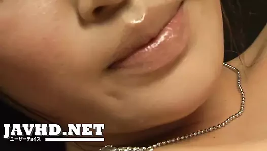 Çekici baştan çıkarıcı xxx filmlerde Japon hatunları baştan çıkarıyor