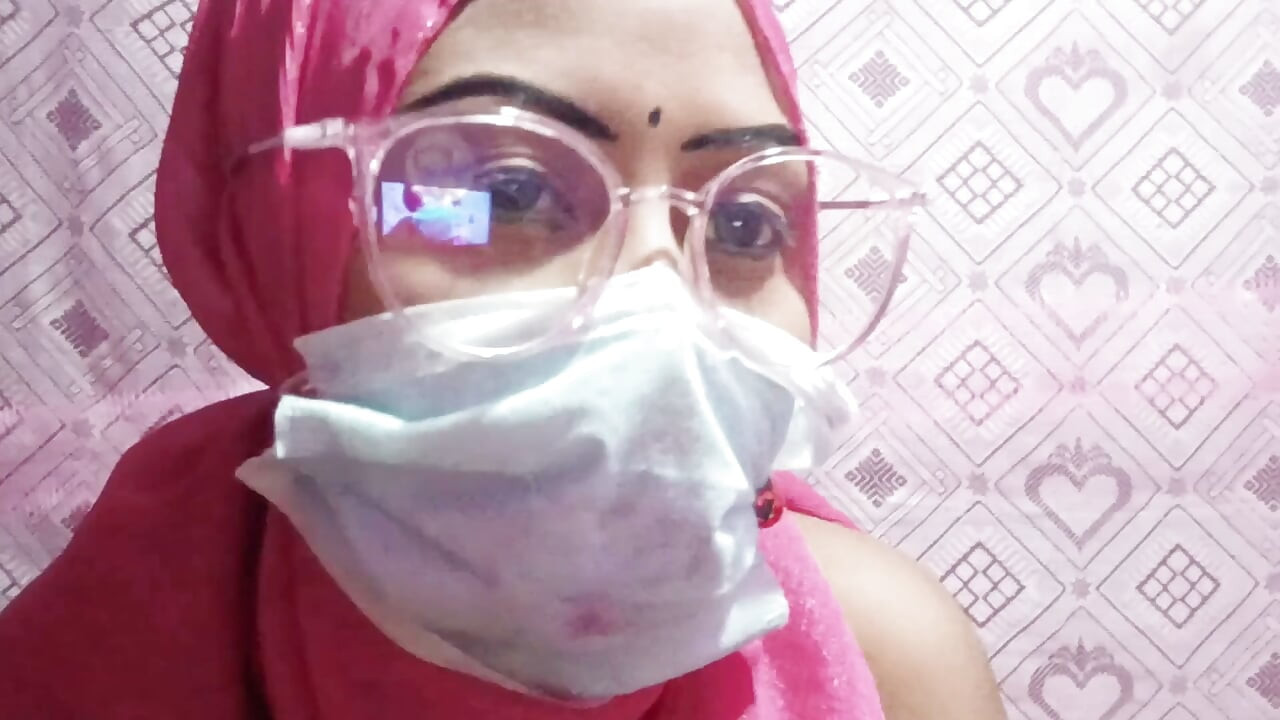 Viral sexy video of a Bangladeshi man with his girlfriend on the morning of the third day of Puja