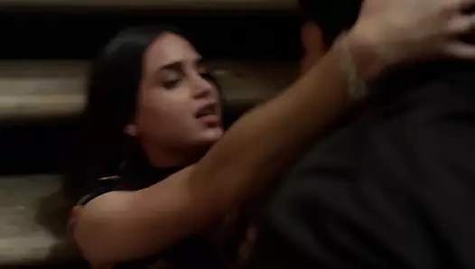 Melissa barrera - ''vida'' s1e01