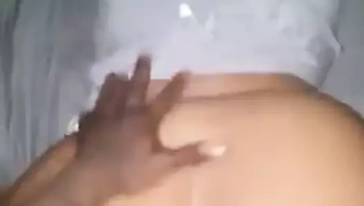 Onu kahrolası hayatında bir gezintiye çıkarmak