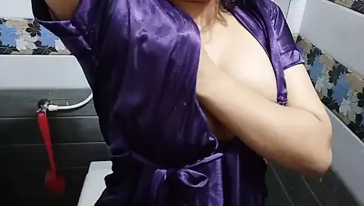 Recorded kam dik üvey kardeş mastürbasyon yapmak içinde sabah banyo