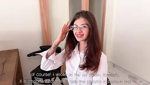 Горячий помощник выполняет дополнительное поручение с хуем босса
