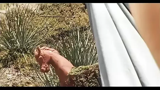 Haley Paige tanıştığı her erkeğe tam anal erişim hakkı verir