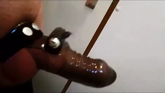 daddy wichst fuer seine kleine