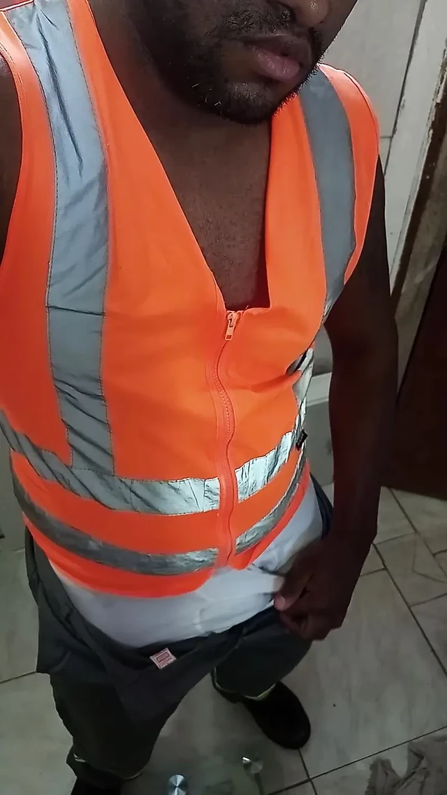 Banyoda yeleğimle heyecanlı