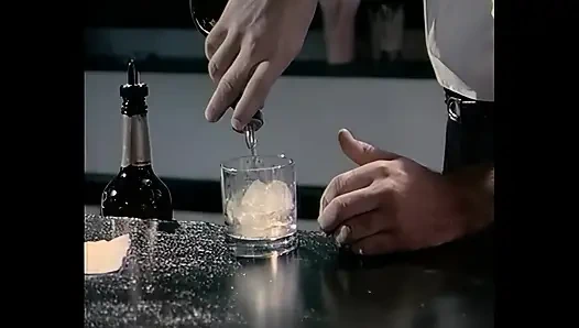 Sert itiş orgazm oluyor