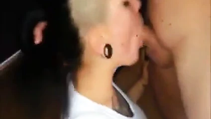 Punk Alman kız vermek sıcak bj