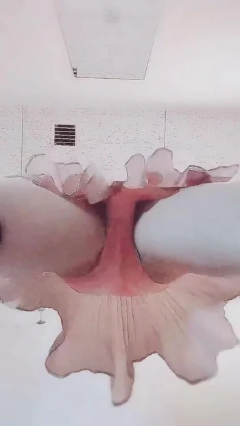 Трансвестизм видео только приближается к камере