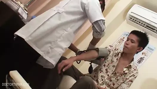 Sapıkça tıbbi fetiş Asyalılar olmayan ve net